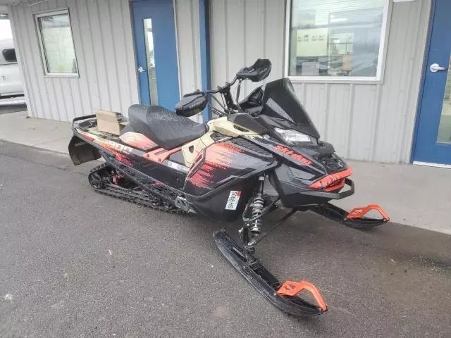 2021 Skidoo Renegade