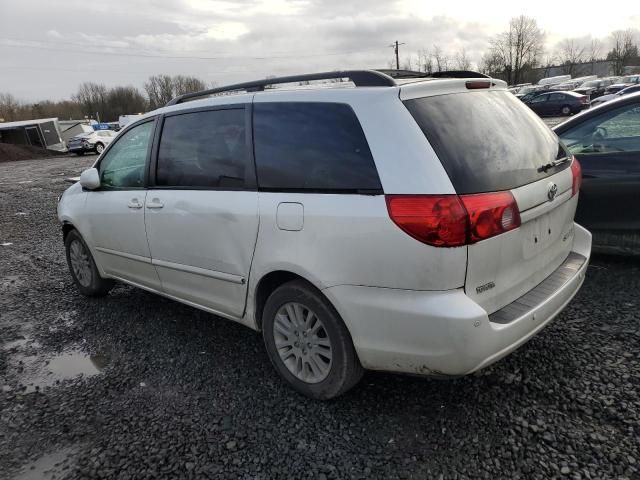 2009 Toyota Sienna XLE