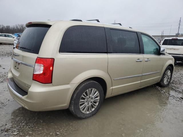 2012 Chrysler Town & Country Limited