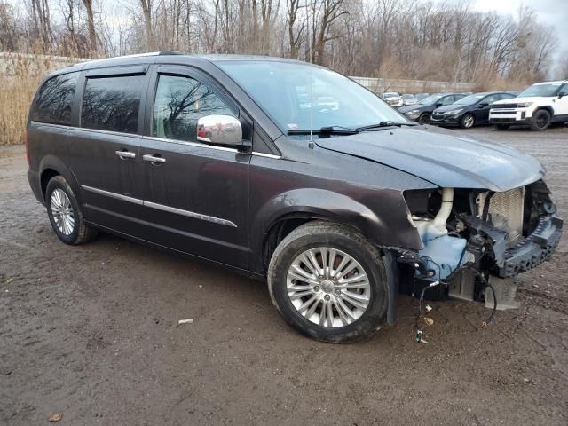 2015 Chrysler Town & Country Limited