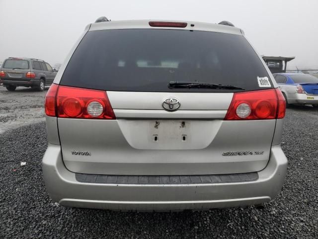 2008 Toyota Sienna XLE