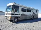 2005 Winnebago 2005 Workhorse Custom Chassis Motorhome Chassis W2