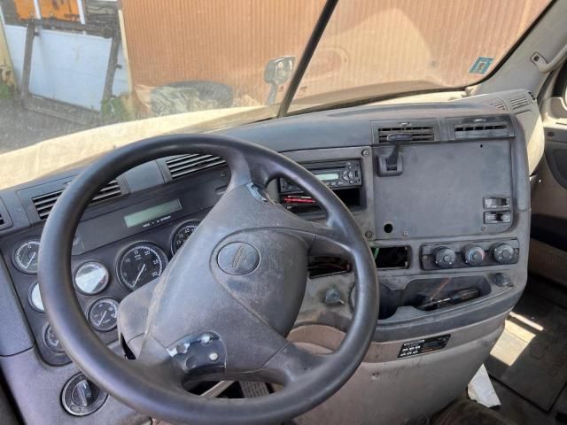 2007 Freightliner Cascadia