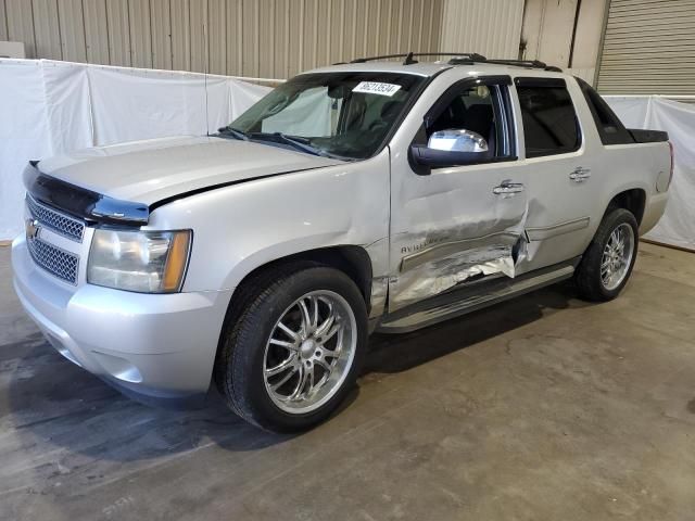 2011 Chevrolet Avalanche LS