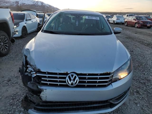 2013 Volkswagen Passat SE