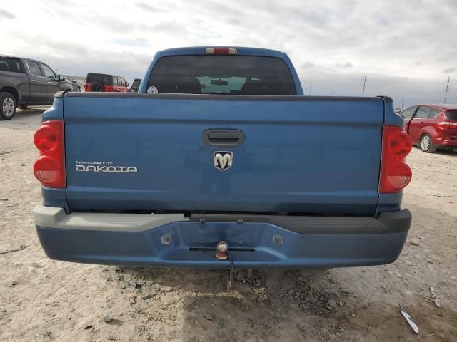 2005 Dodge Dakota Quattro