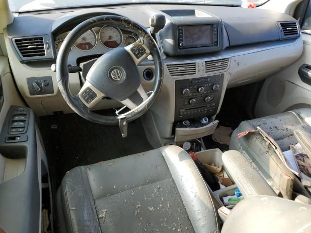 2013 Volkswagen Routan SE