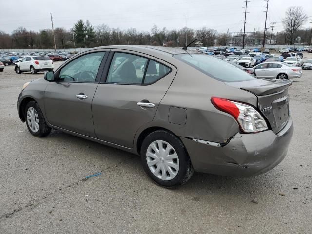 2013 Nissan Versa S