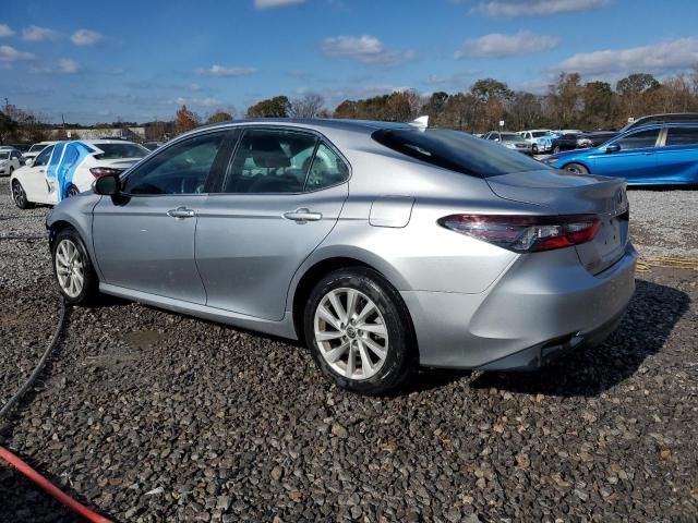 2022 Toyota Camry LE