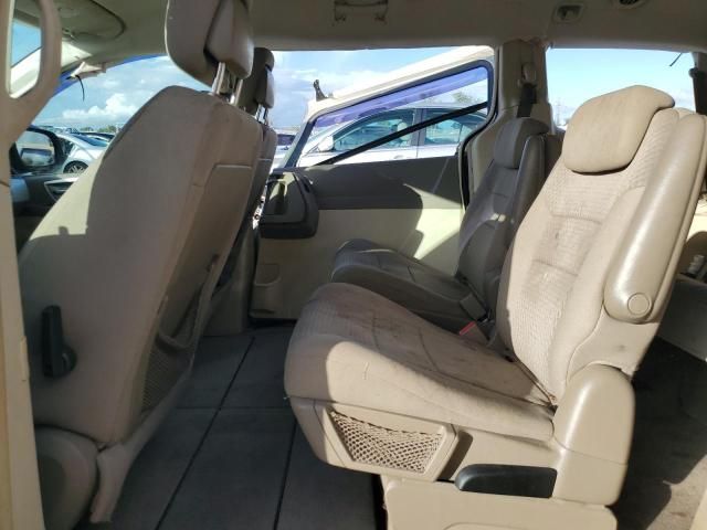 2010 Chrysler Town & Country Touring