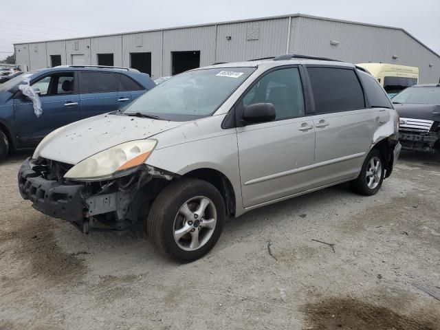 2008 Toyota Sienna CE