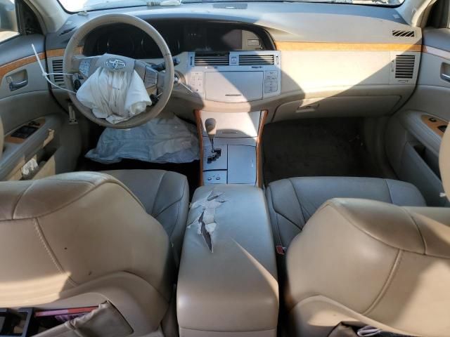 2005 Toyota Avalon XL