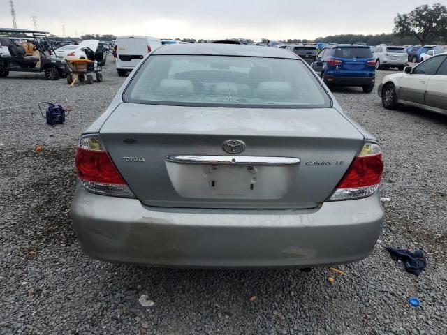 2005 Toyota Camry LE