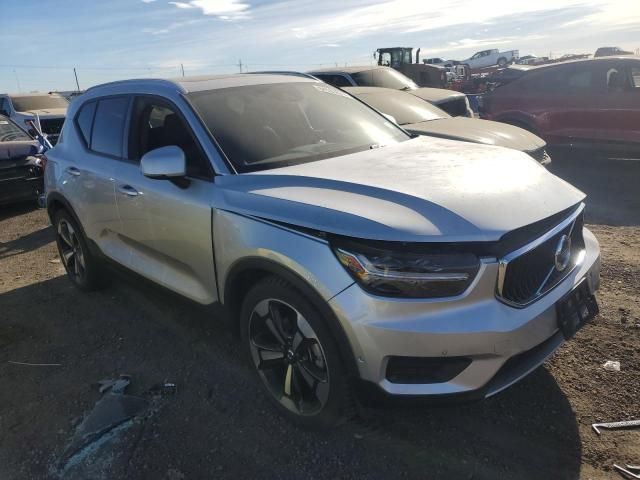 2019 Volvo XC40 T5 Momentum