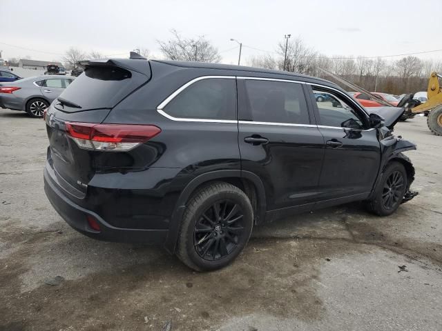 2019 Toyota Highlander SE