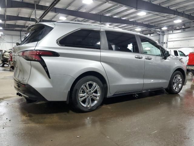 2023 Toyota Sienna Limited