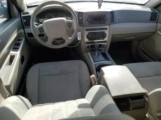 2005 Jeep Grand Cherokee Laredo