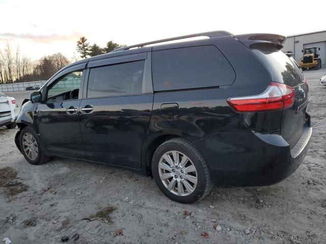 2017 Toyota Sienna XLE