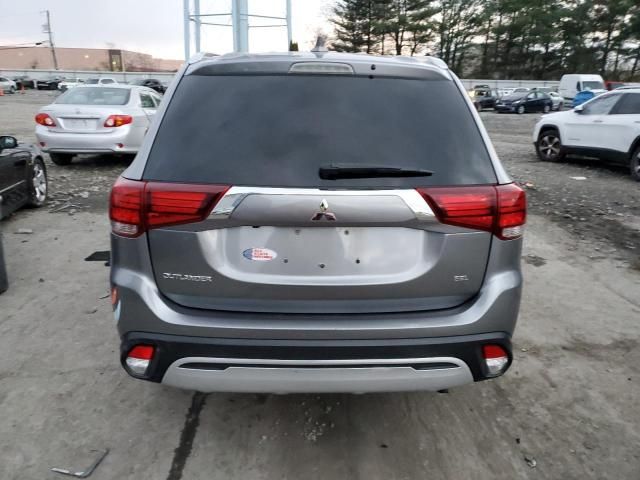 2020 Mitsubishi Outlander SE