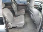 2005 Chrysler Town & Country Limited