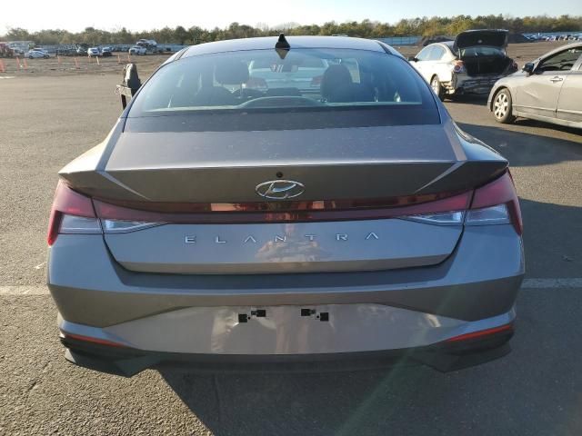 2022 Hyundai Elantra SEL