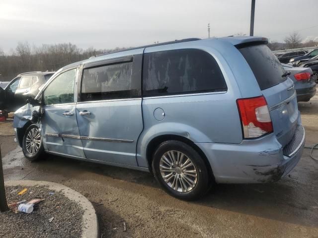 2013 Chrysler Town & Country Touring L