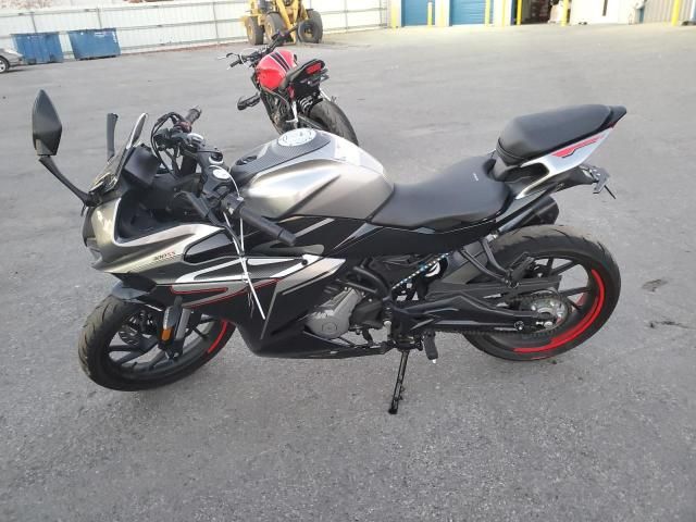 2023 Cf Moto 300SS