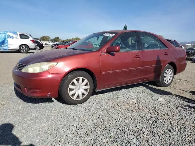 2005 Toyota Camry LE