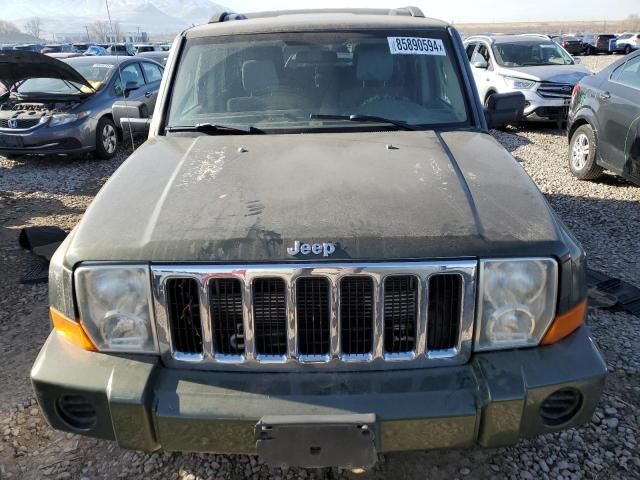 2008 Jeep Commander Sport