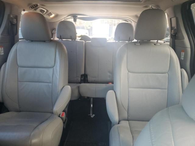 2015 Toyota Sienna XLE