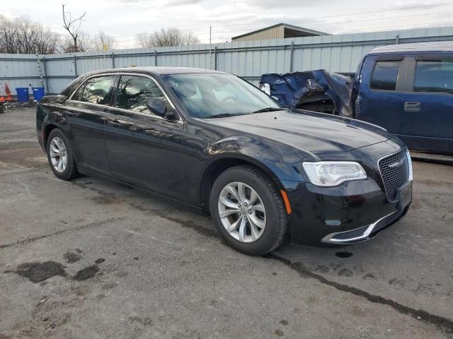 2015 Chrysler 300 Limited