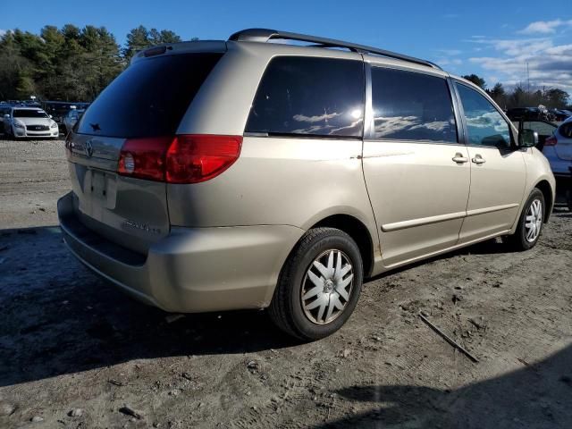 2009 Toyota Sienna CE