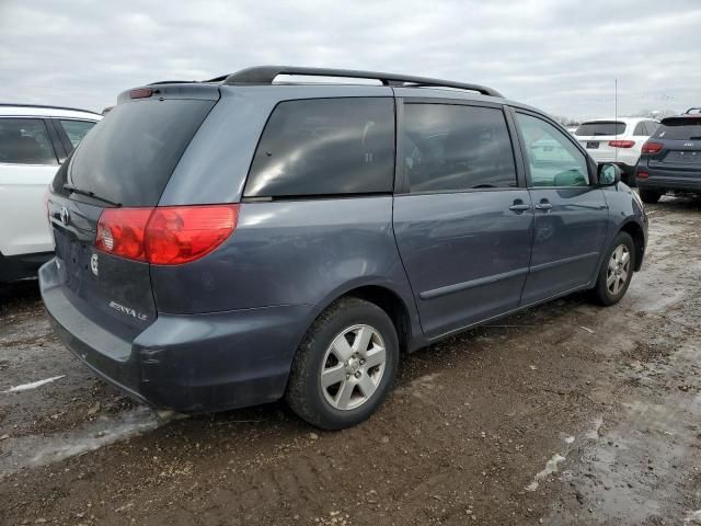 2009 Toyota Sienna CE