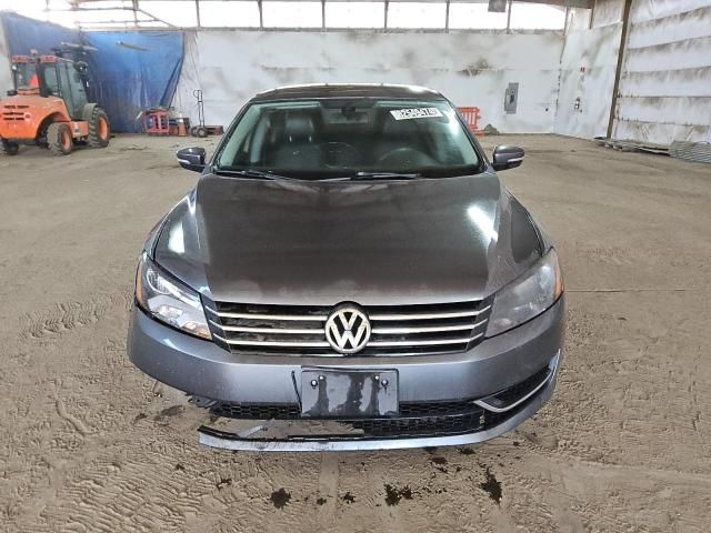 2014 Volkswagen Passat S