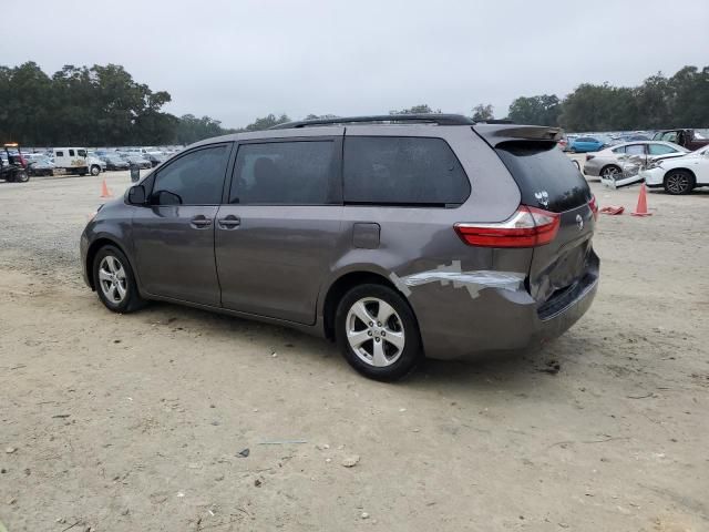 2015 Toyota Sienna LE