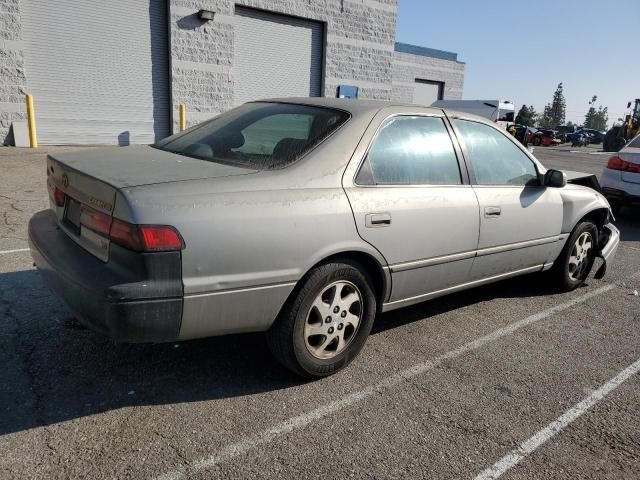 1998 Toyota Camry LE