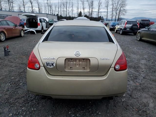 2004 Nissan Maxima SE