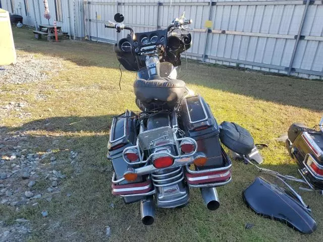 2000 Harley-Davidson Flhtcui