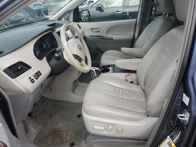 2014 Toyota Sienna XLE