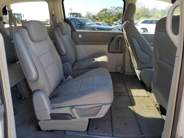 2008 Chrysler Town & Country LX