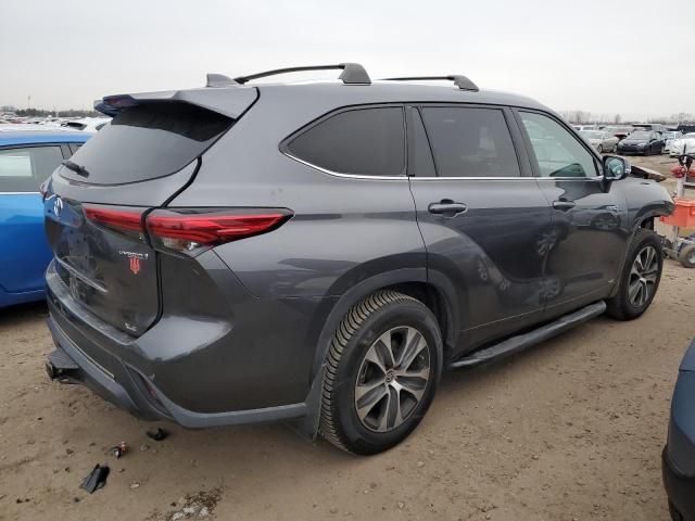 2020 Toyota Highlander Hybrid XLE