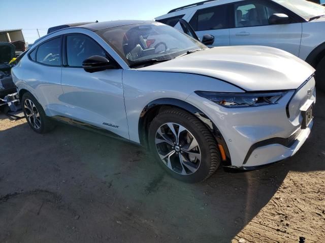 2022 Ford Mustang MACH-E Premium