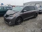 2016 Toyota Sienna SE