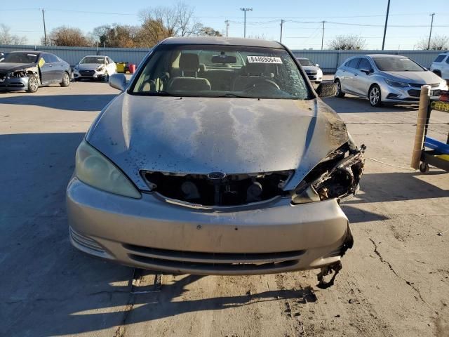 2004 Toyota Camry LE