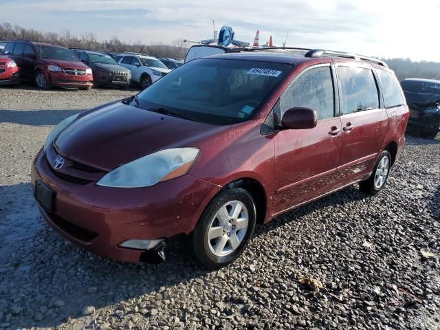 2006 Toyota Sienna XLE