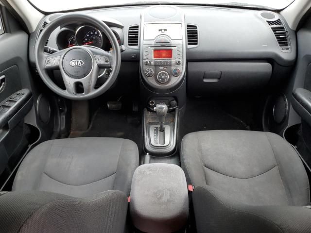 2010 KIA Soul +