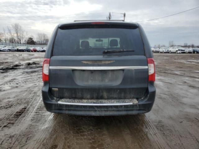 2012 Chrysler Town & Country Touring