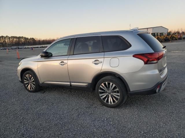 2020 Mitsubishi Outlander SE