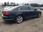 2013 Volkswagen Passat SEL