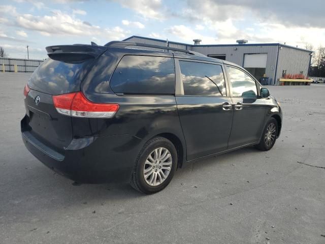 2014 Toyota Sienna XLE